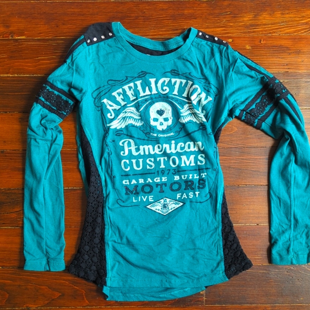 Affliction long sleeved shirt